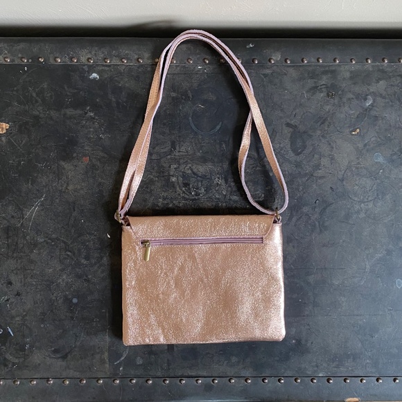 ❤️ Genuine Italian Leather Shimmery Rose Gold Purse - Picture 4 of 6